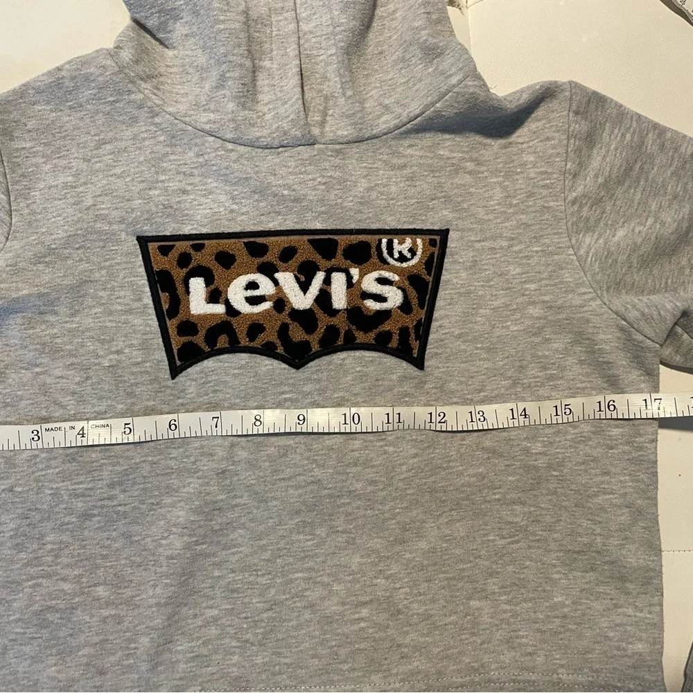 Levi's Gray girls Crop Hoodie with Leopard Logo - Picture 7 of 7